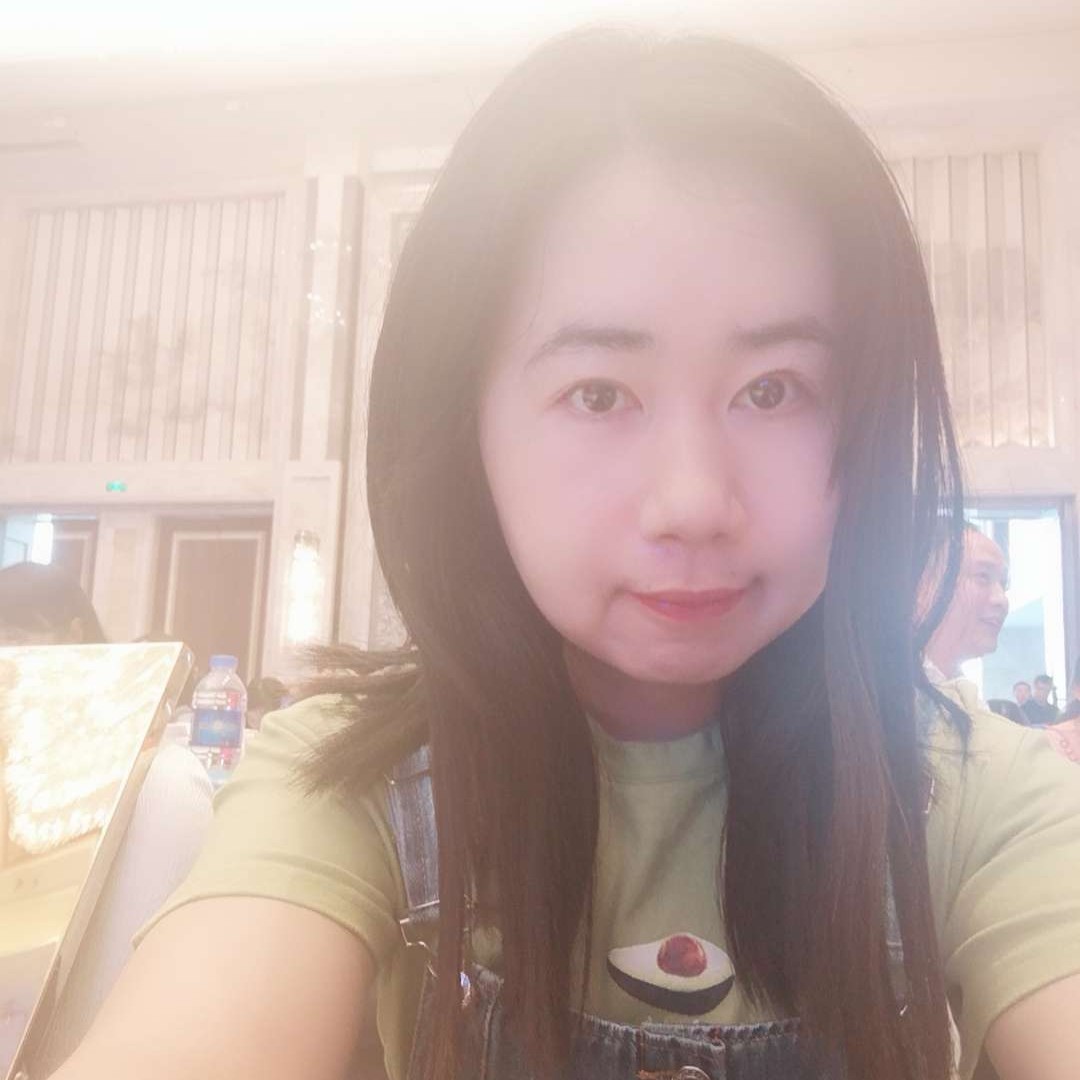 Lily优优丫雅的照片