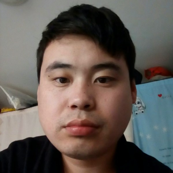 留恋松的照片