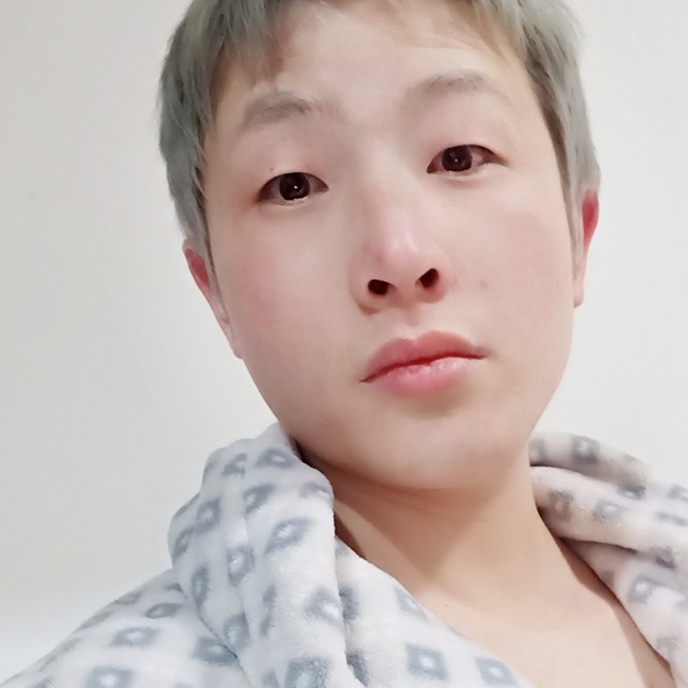 熊  笛的照片
