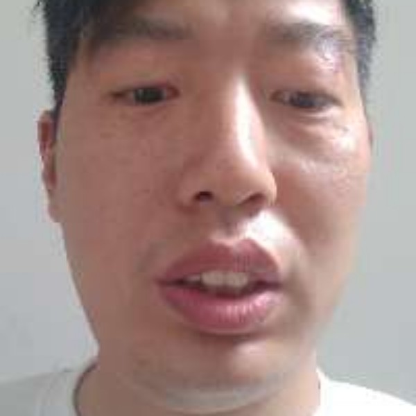 涟漪回眸華麗的照片