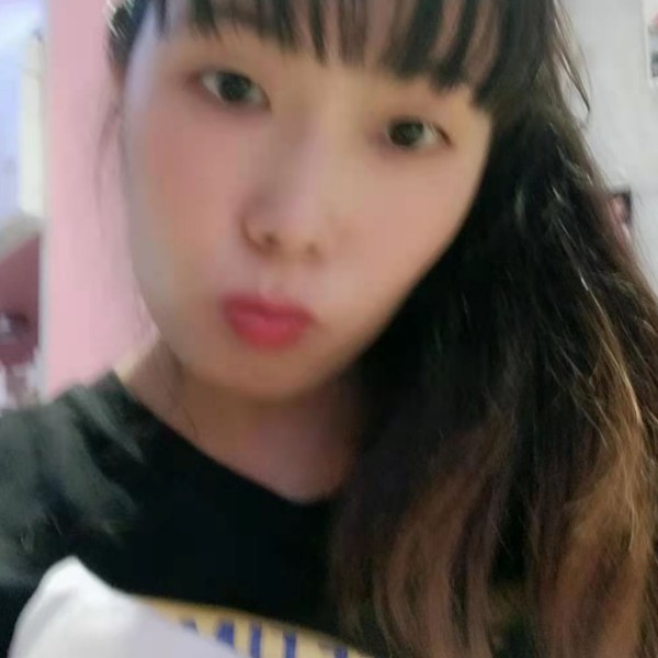 缥缈的紫菜的照片