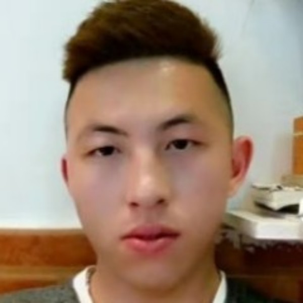 冉隆明的照片