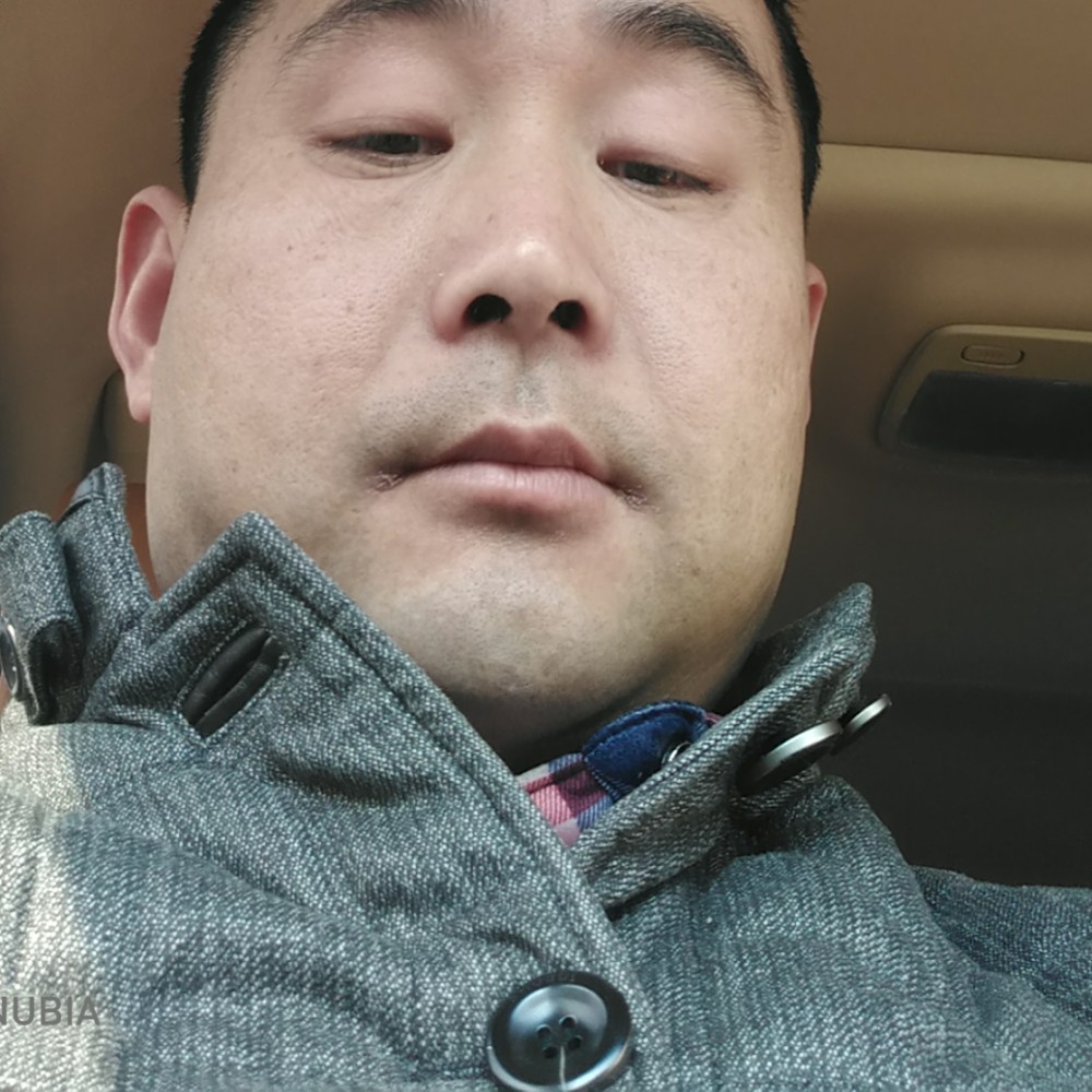 虎虎生的照片
