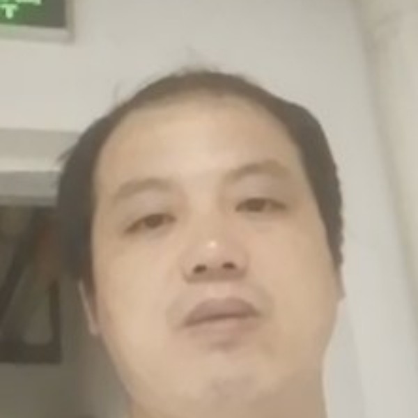 蓝天愿飘逸的照片