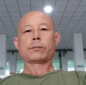 动听踢半夏的照片