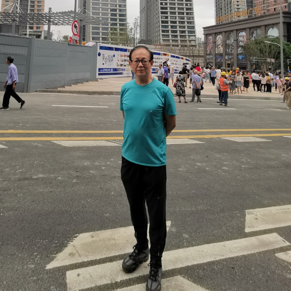萝莉顺利的照片