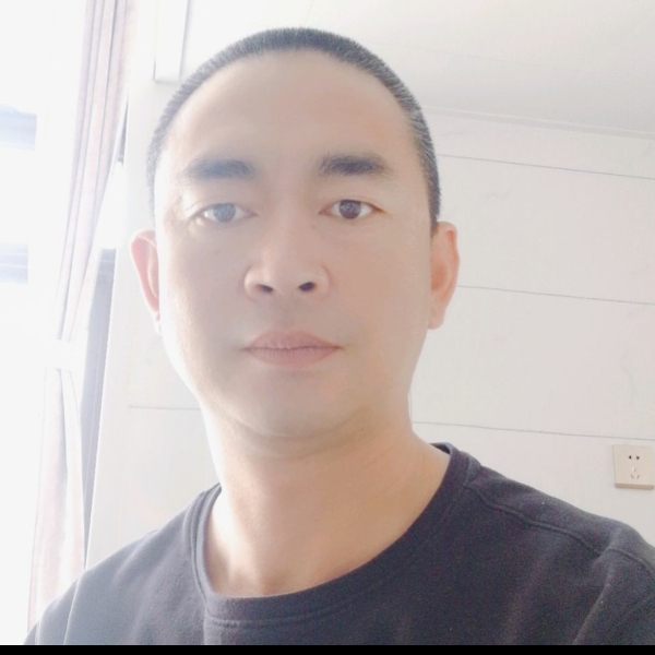 儒雅保卫爱情的照片