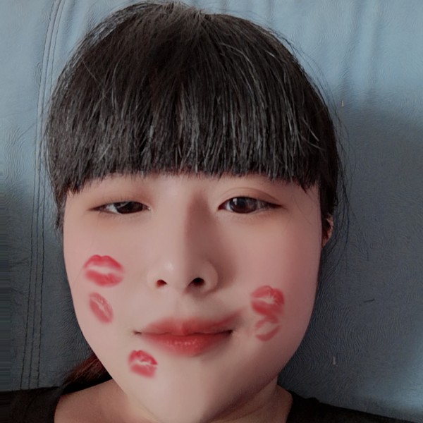 水池吃醋温柔的照片