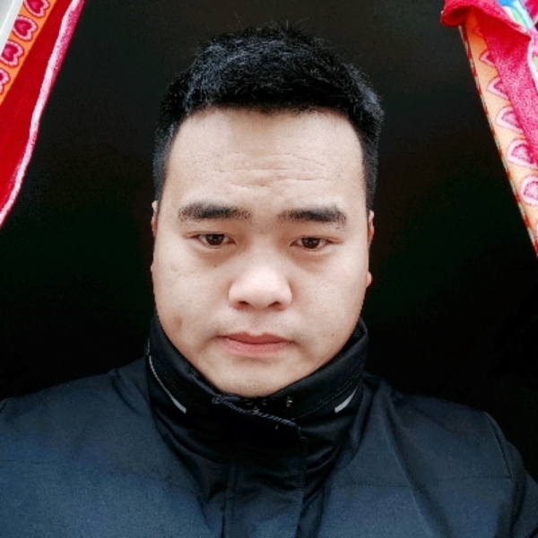 心满裂痕的照片