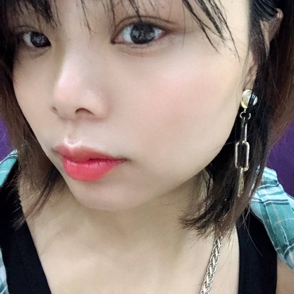 旧颜改变忐忑的照片