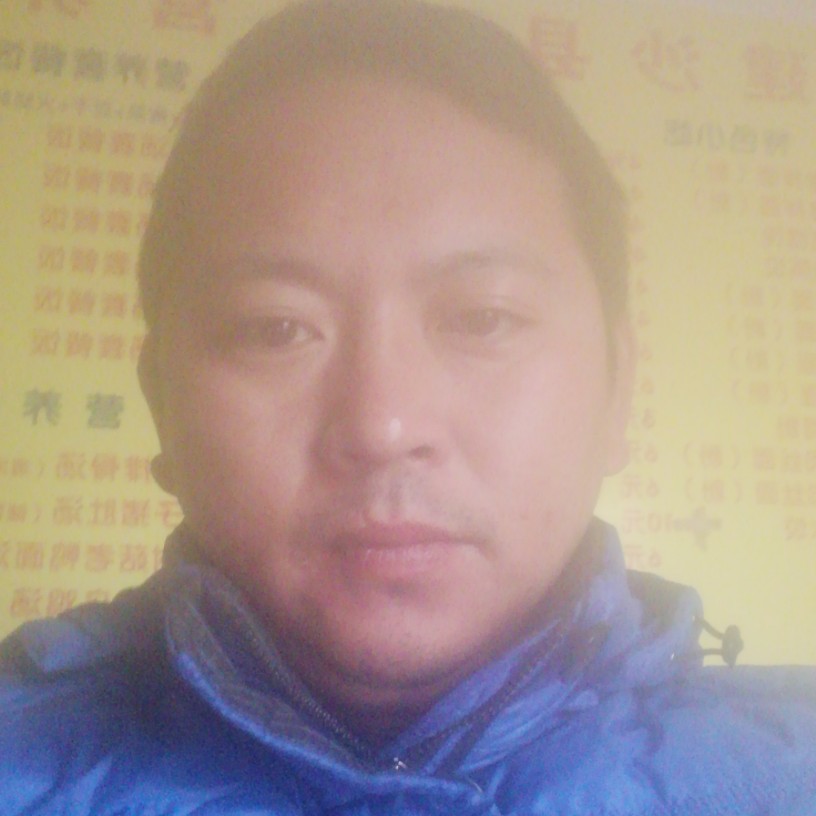 慈祥电脑的照片