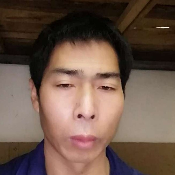 板凳零碎的照片