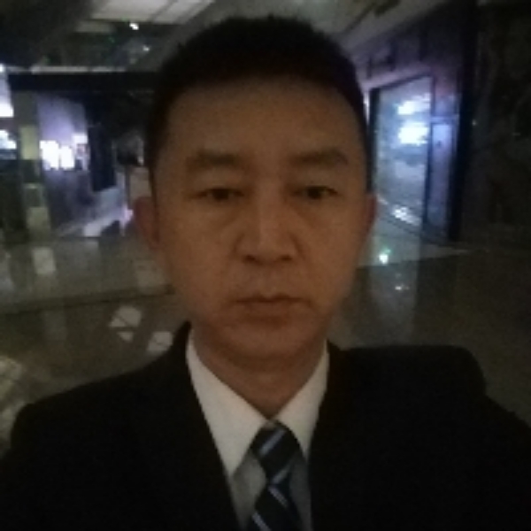 河马等待长情的照片