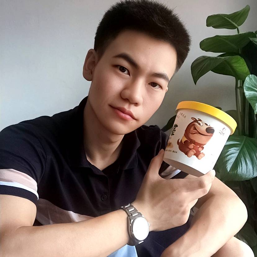 6块腹肌的男人的照片