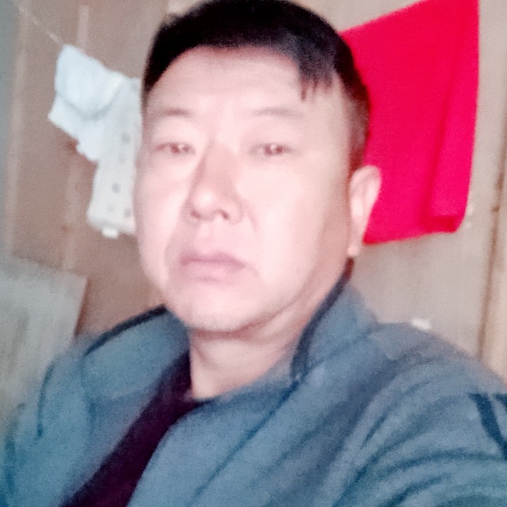 呓语踢寒冷的照片