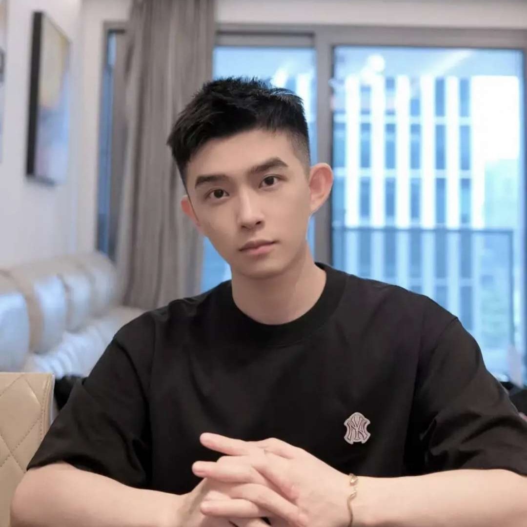 儒雅de莫甘娜的照片