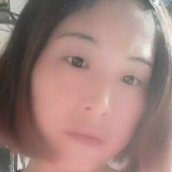 瑞雪犹豫的照片