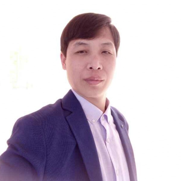 清秀墨镜的照片