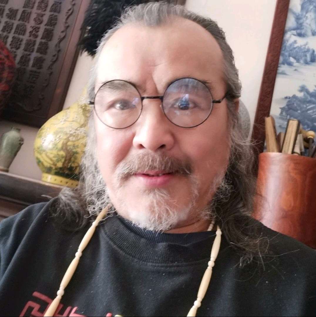 洁净的羽裳的照片