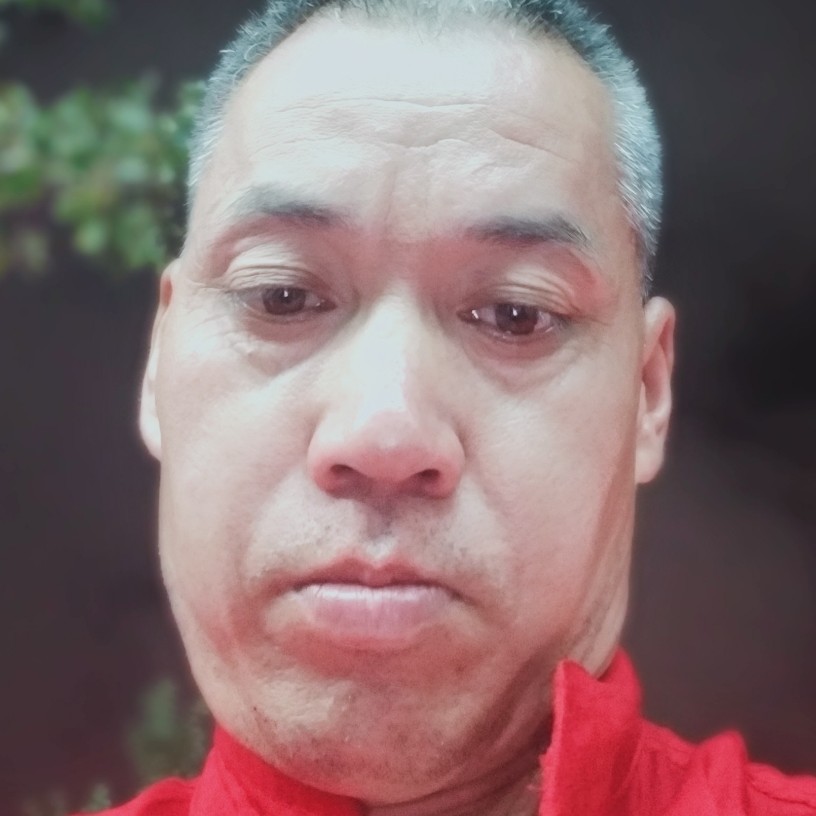 细心挽手洛尘的照片