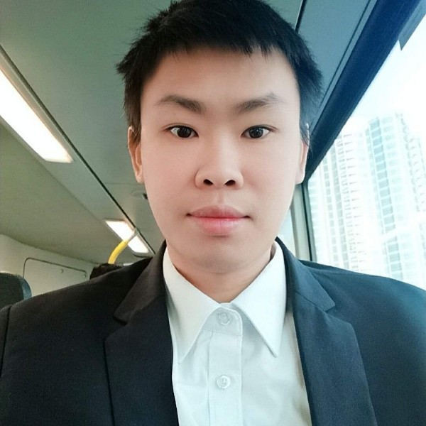 Junior L的照片