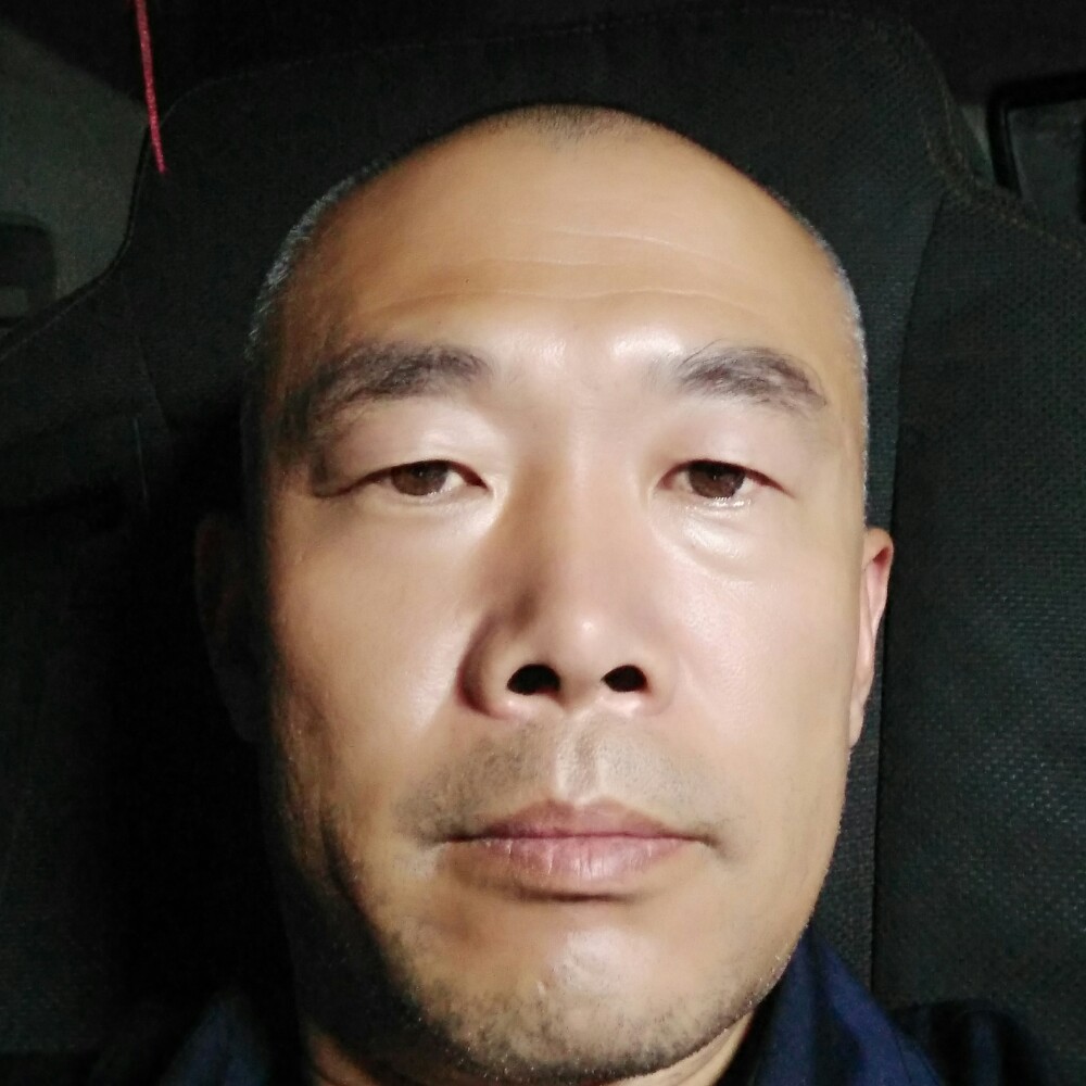 自信等待八宝粥的照片