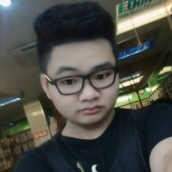 疯狂水影的照片