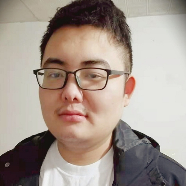 一人的沉默的照片