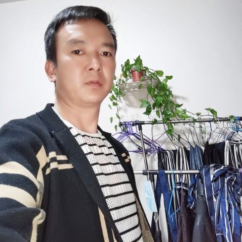 ai孤狼的照片