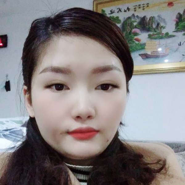 阳光走在风雨后。的照片