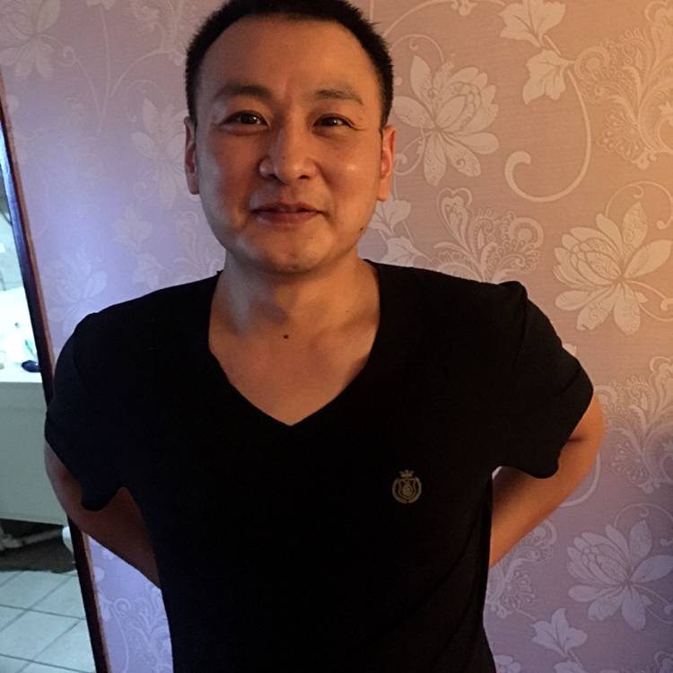 小佾的照片
