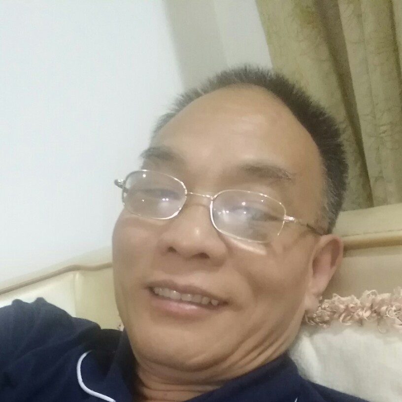 清秀青衣的照片