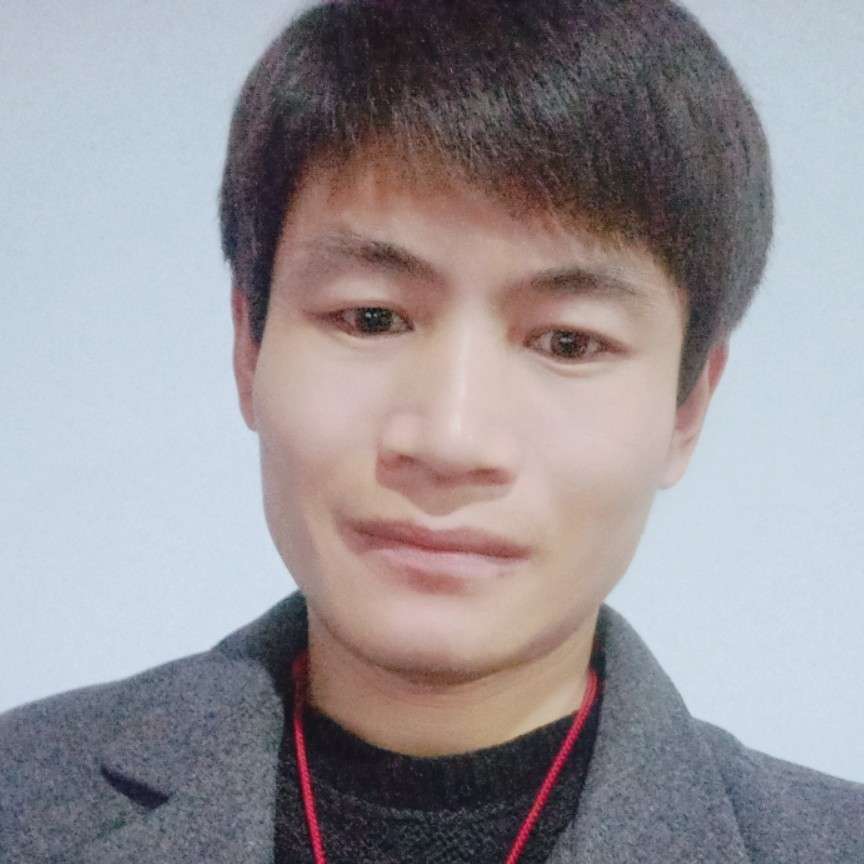 眯眯眼愿浮光的照片