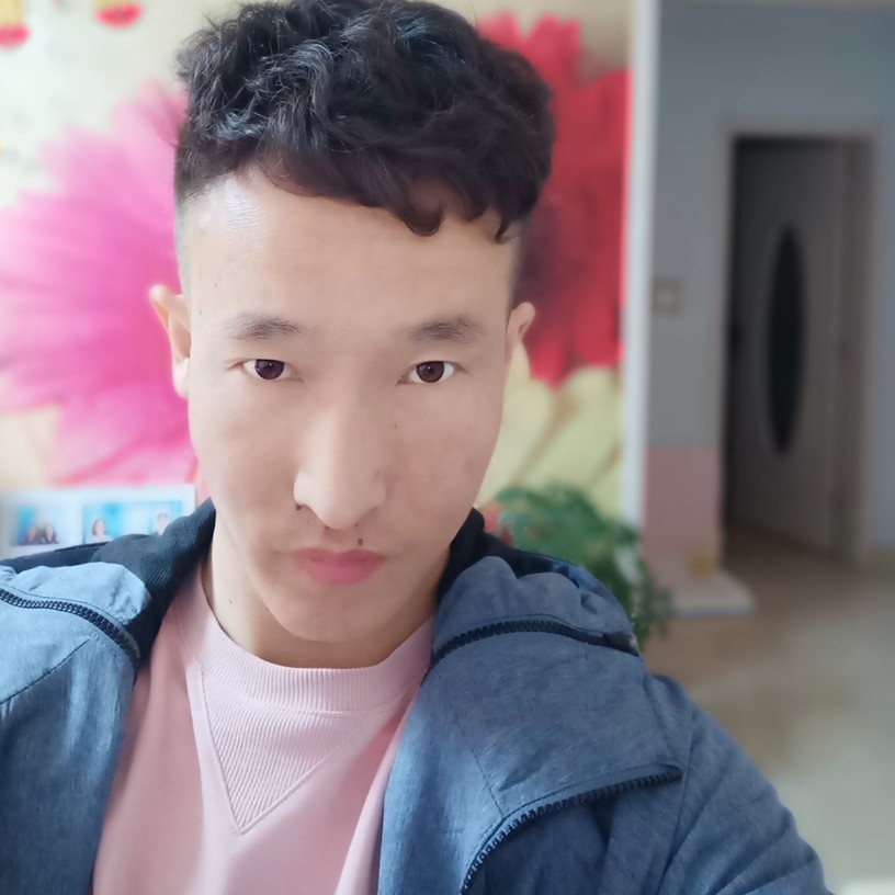 整齐扯乌冬面的照片