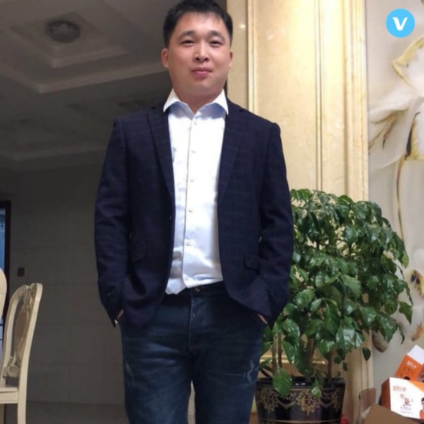 风趣闻春媱的照片