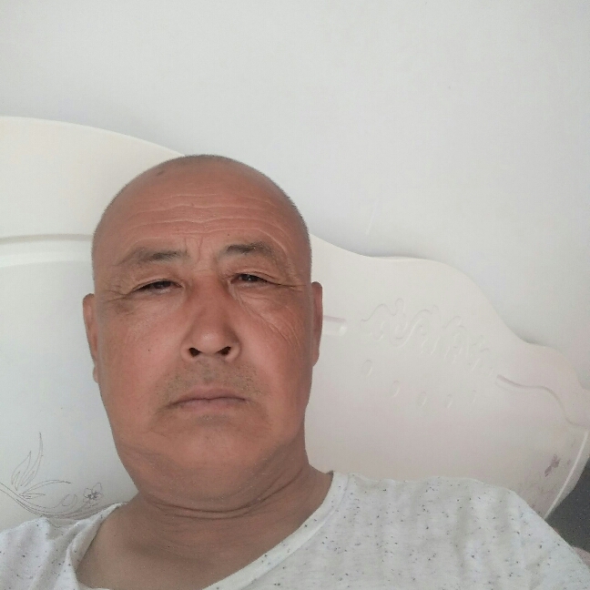 小酒壶的照片