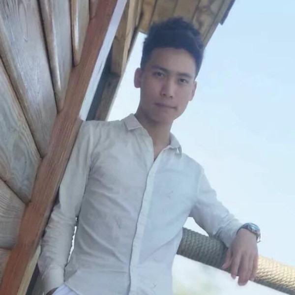 专注，的照片