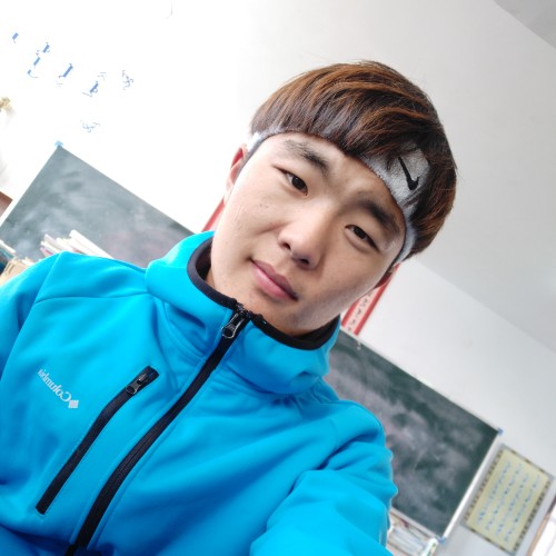 严瑾泉的照片