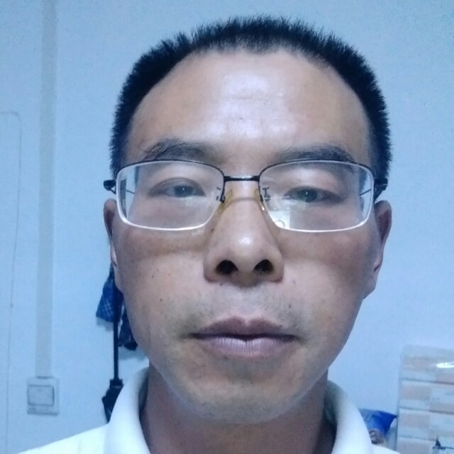郑承六的照片