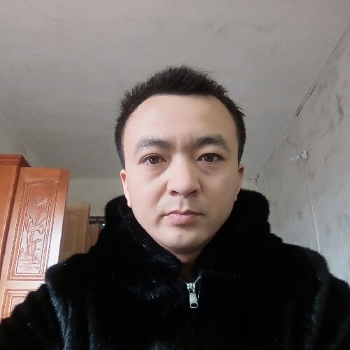 朕在这的照片