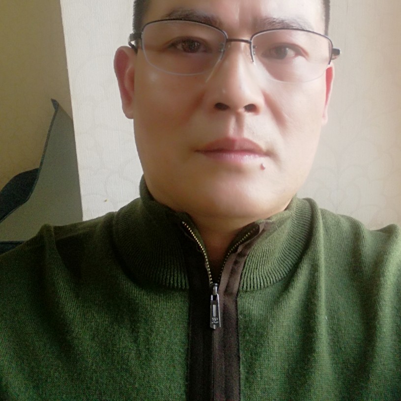 端庄书包的照片
