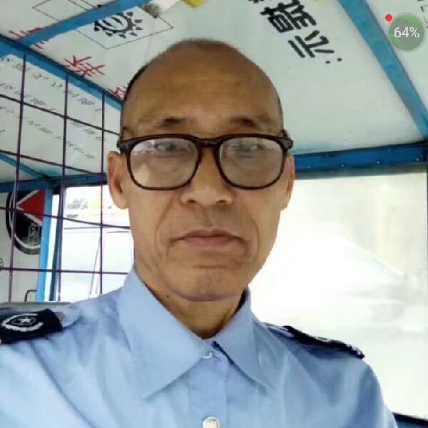 屈良军的照片