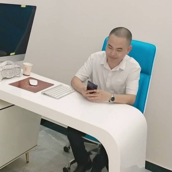 名丽的照片