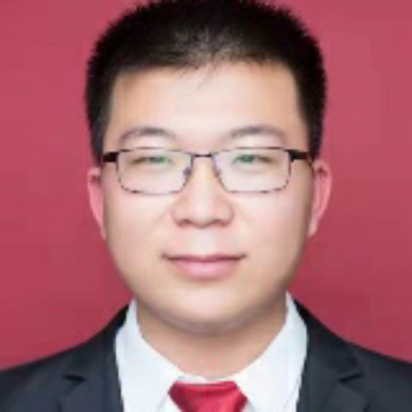 牛杰钢的照片