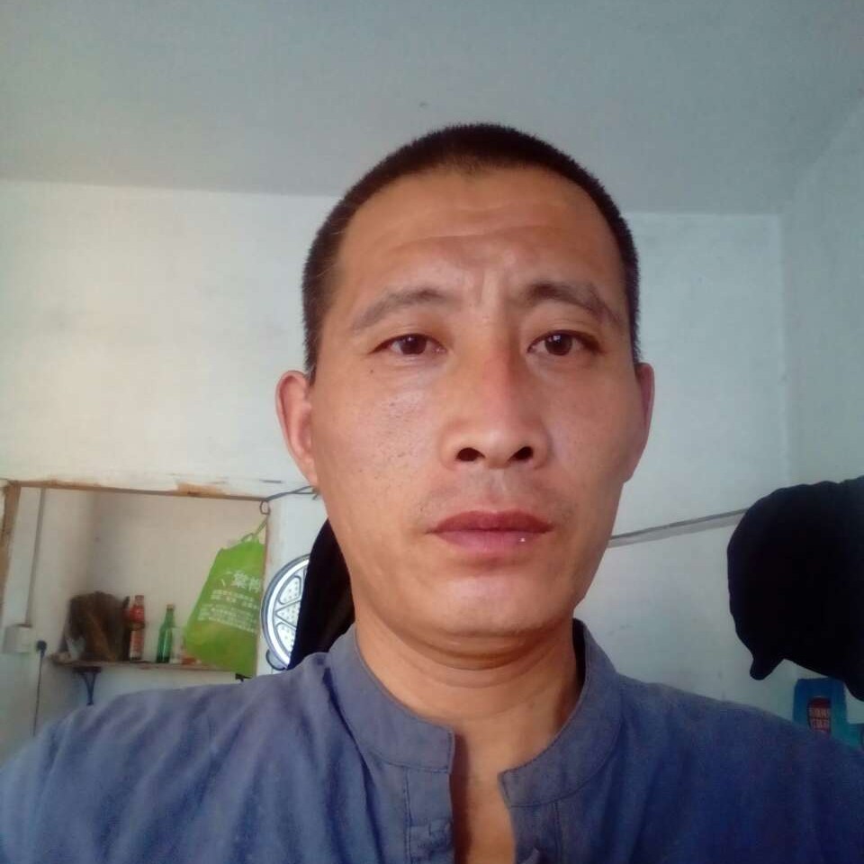 青衫蹁跹曾经的照片