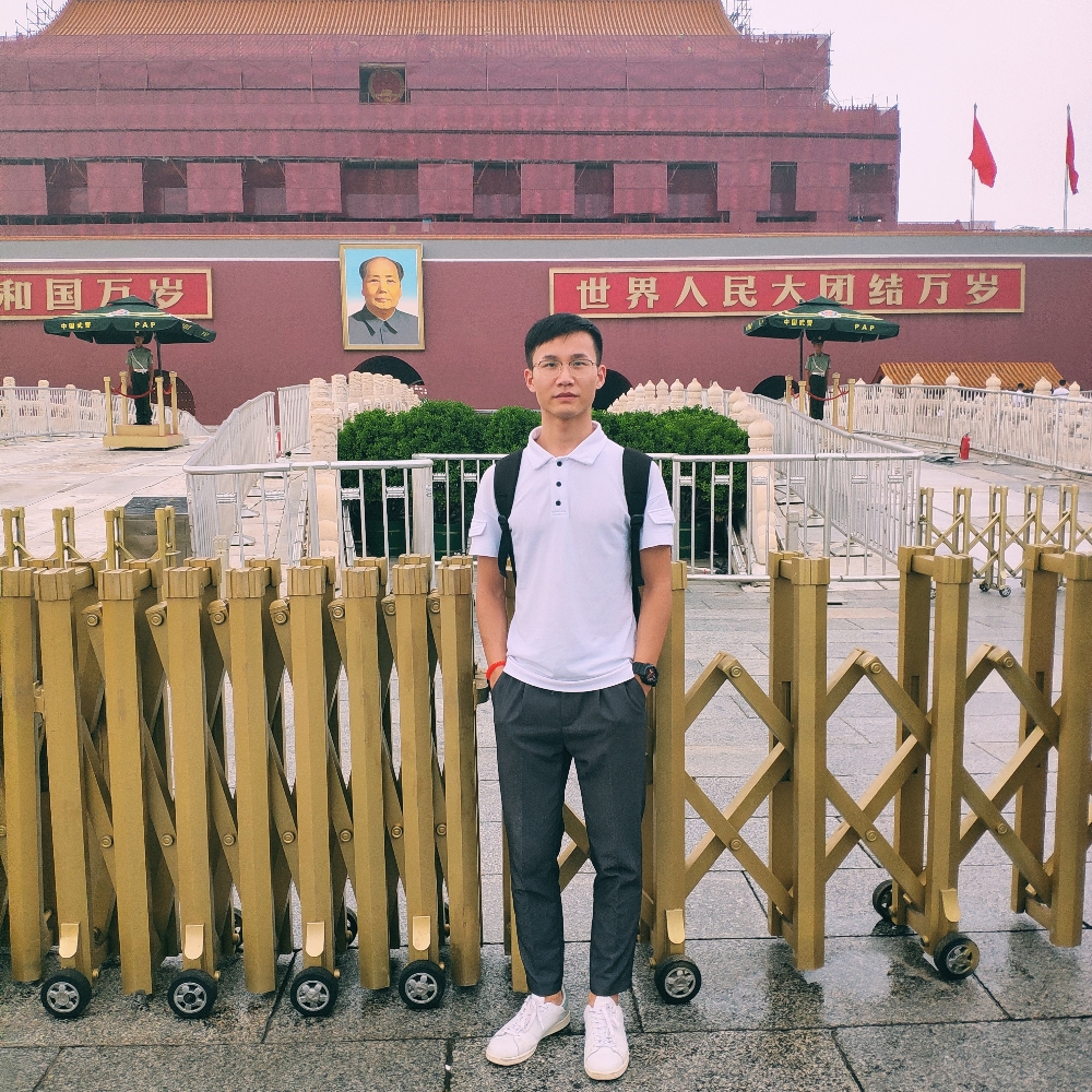 马世才的照片
