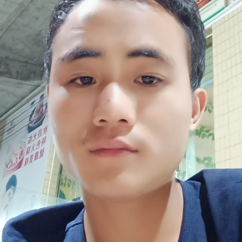 90后俊的照片