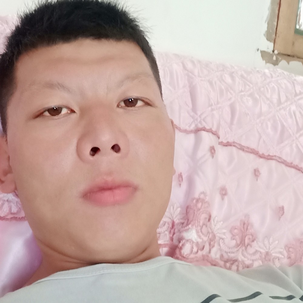 找个人陪陪我的照片