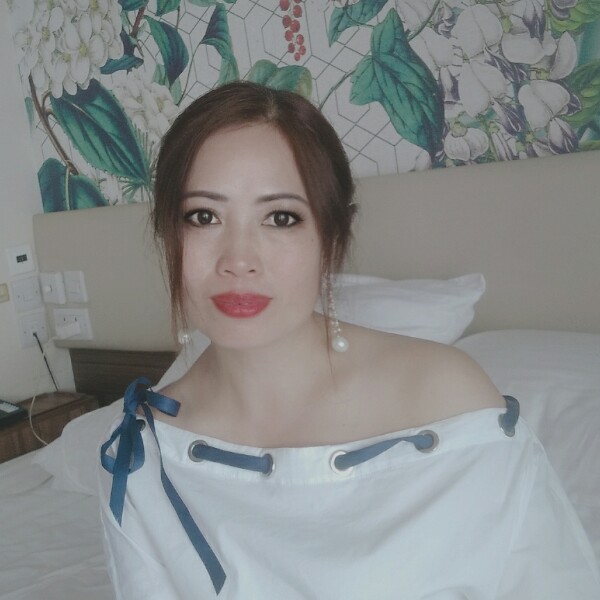 星月回眸的照片