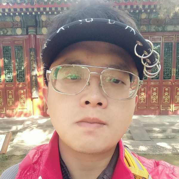 皇城雨的照片